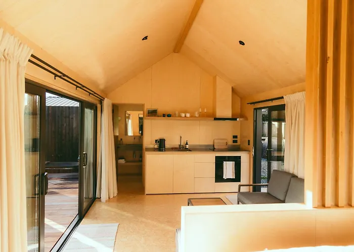 South - Brand New Build, Close To Town Hébergement de vacances Wanaka